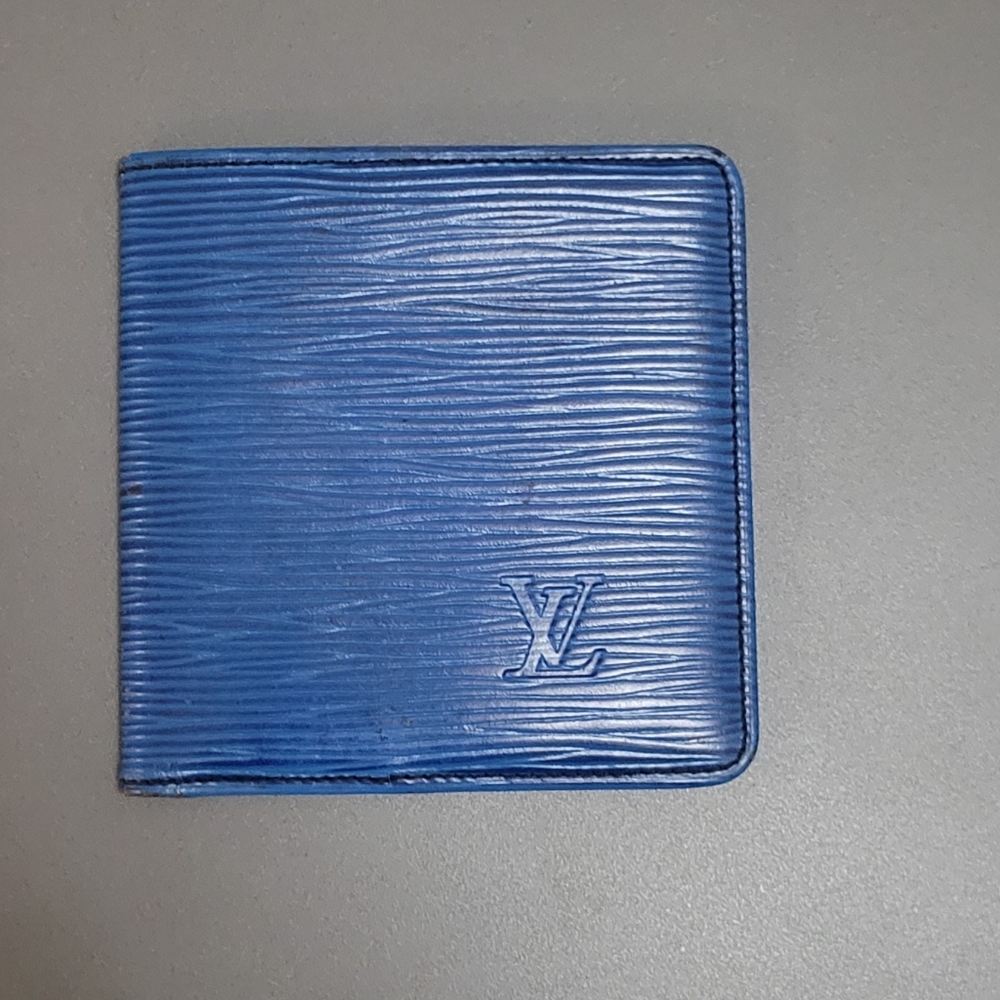 Authentic Louis Vuitton Blue Epi Wallet